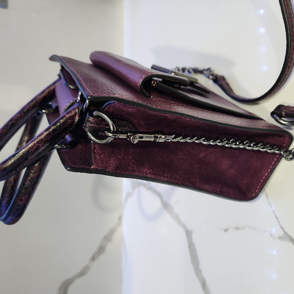 NWT Coach Mini Pepper Pebble Leather Crossbody Bag CC884 Boysenberry - Picture 3 of 6